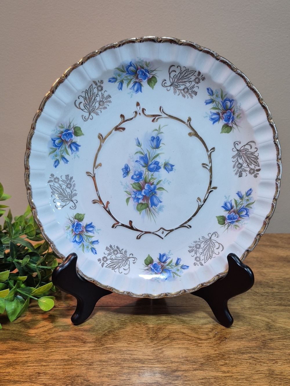 WOOD & SONS 'Avon Pattern Decorative Plate Blue Floral Detail & Gold Tone Trim
